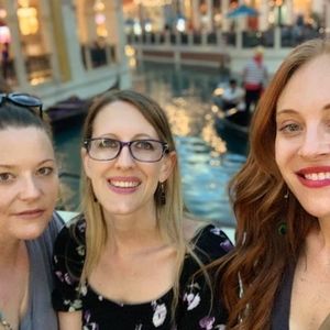 Meet your Posher, Cara